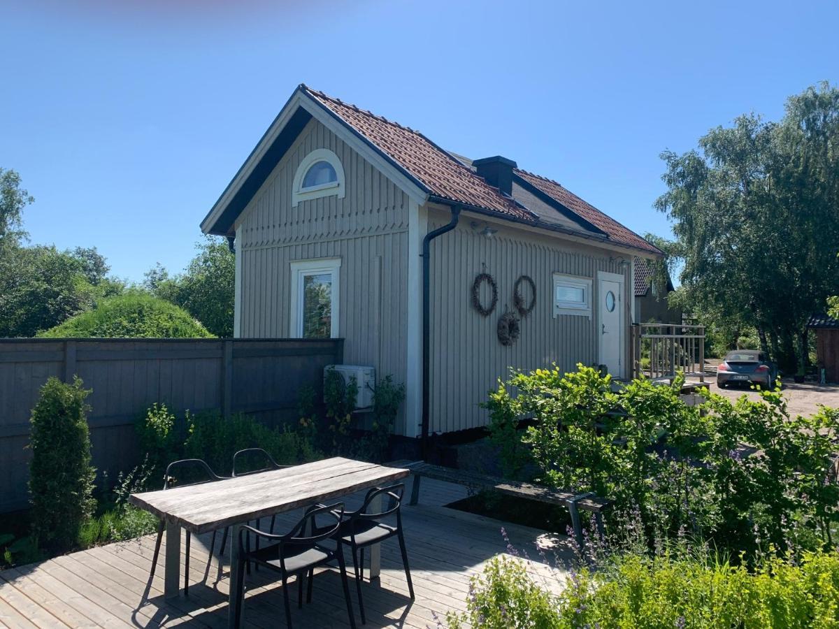 Station Bed And Kitchen Guesthouse Варбери Екстериор снимка